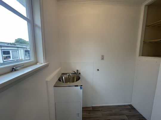 Fully Renovated 2 Beddy - Photo 1