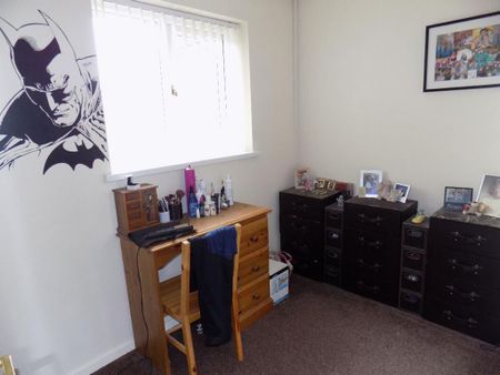 2 bedroom semi-detached house to rent - Photo 2