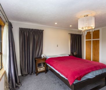 Spacious pet friendly family home in Hoon Hay! - Photo 3