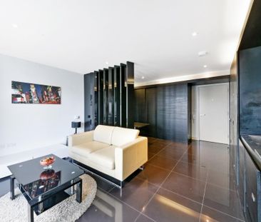 Studio to rent - Photo 3