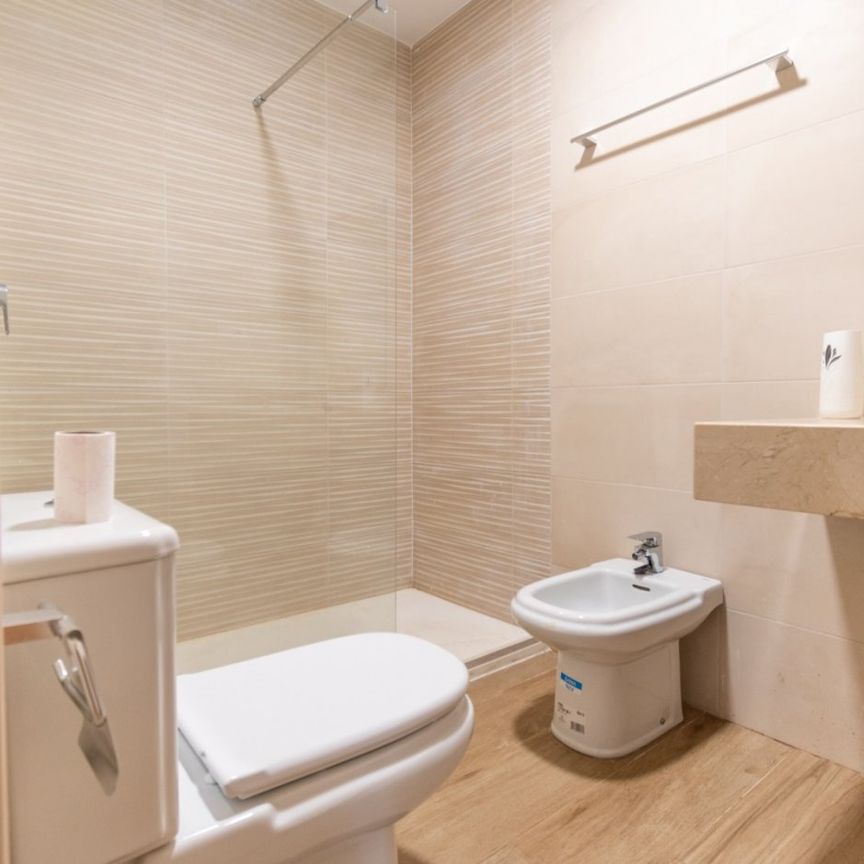 Apartamento planta baja en alquiler en Centro, Fuengirola - Photo 1