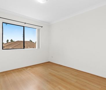 Air-Conditioned Two-Bedroom Unit with Ensuite, Gas Cook-Top and Sin... - Photo 3