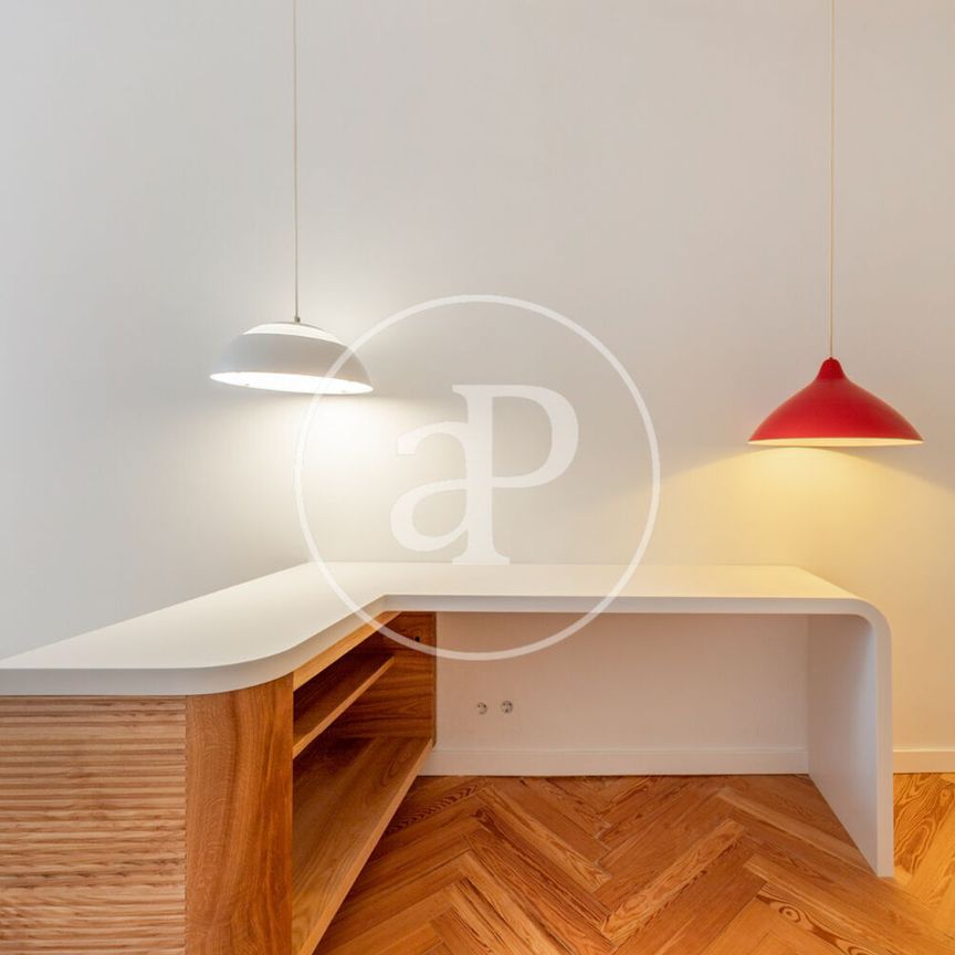 Flat for rent in Recoletos (Madrid) - Photo 1