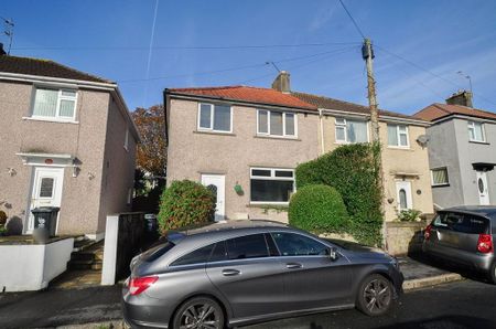 3 bedroom semi-detached house to rent - Photo 2