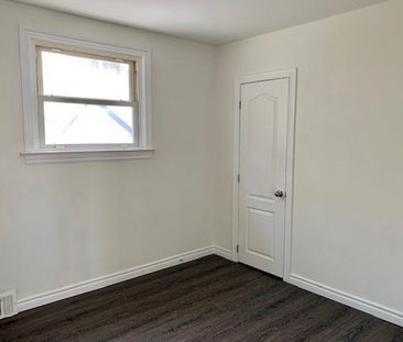 For Lease - 91 VICTORIA Street, Barrie, Ontario - Photo 2