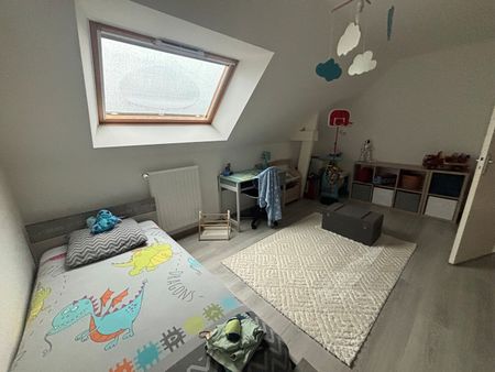 Location Maison 6 pièces 115m² MELESSE 35520 - Photo 4