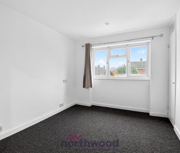 3 bedroom end of terrace house to rent - Photo 6