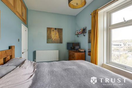 3 bedroom terraced house to rent - Photo 5