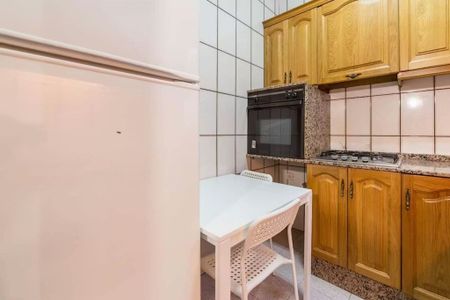 Carrer de Sagunt, Valencia, Valencian Community 46009 - Photo 5