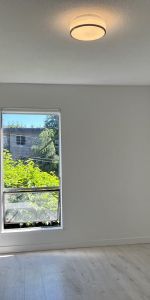 Gary Manor - Photo 3