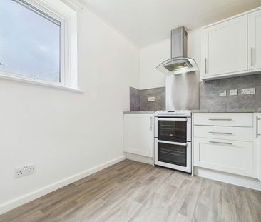 Flat to rent on - Photo 5