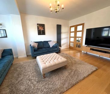 4 Bedroom Detached To Let - Photo 3