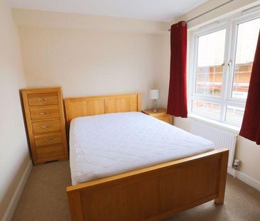 3 bedroom townhouse to rent - Photo 2