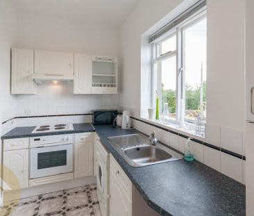 1 bedroom ground floor flat to rent - Photo 5