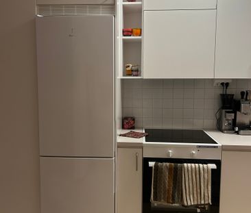 Klaksviksgatan, Kista - Photo 2