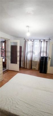 RECO Apartament de inchiriat la curte comuna in Oradea, str Cuza Voda - Fotografie 1