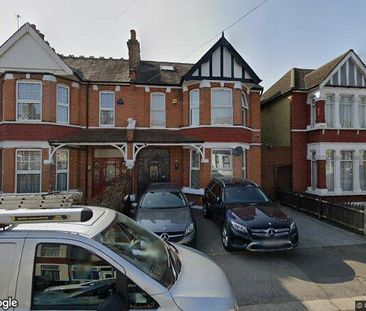 Room in a Shared House, Ilford, IG3 - Photo 4