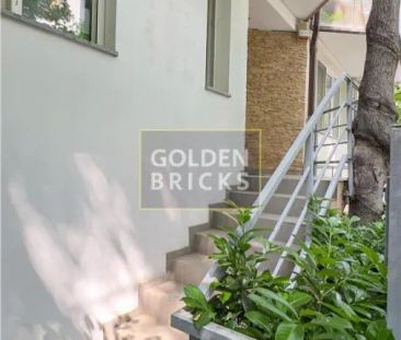 Apartament în vilă | 5 Camere | Curte | Acces dedicat | Parcare - Photo 2