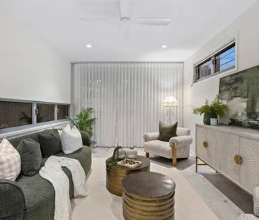 Luxury Riverside Entertainer - Photo 3