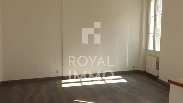 Location Appartement 2 pièces 39m² LA SEYNE SUR MER 83500 - Photo 1