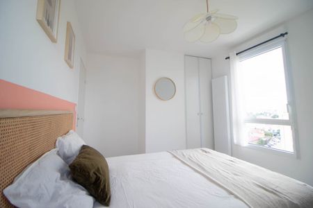 Villeurbanne - Antoine de Saint-Exupéry - Chambre 4 - Photo 3