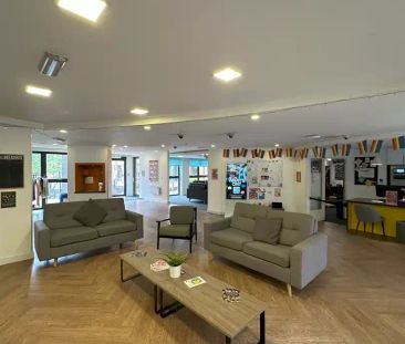 Silver Ensuite - Photo 3