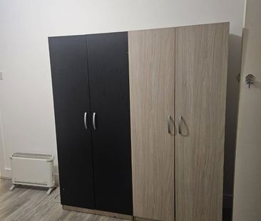 Studio Flat, Palmer's Green, N13 - Photo 5