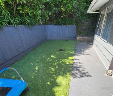 Stylish, renovated 2-bed unit - walk to the beach! - Photo 5