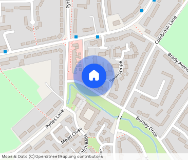 Loughton - Photo 1