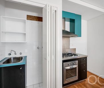 Open The Door to Contemporary City Living - Photo 3