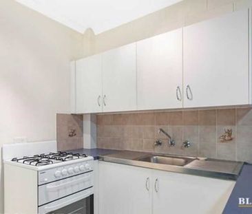 Cosy One Bedroom Apartment - Photo 6