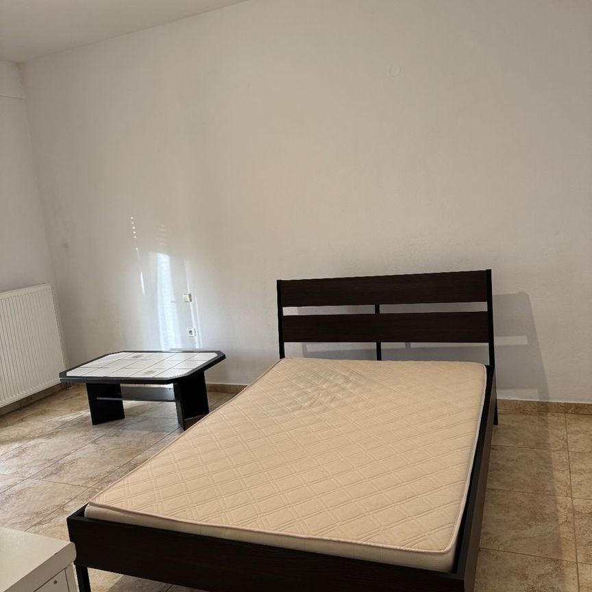 Studio/Γκαρσονιέρα για ενοικίαση Στρατώνες - Καραμανλή - Αμυγδαλιές (Τρίκαλα) - Photo 1