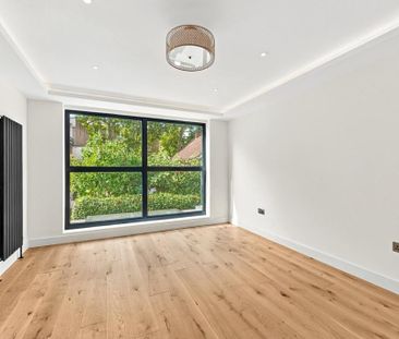 4 bedroom terraced house to rent - Photo 5