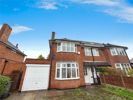 3 bedroom semi-detached house to rent - Photo 2