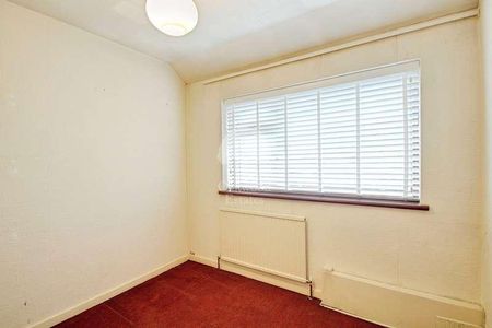 Darwin Road, Langley, SL3 - Photo 4