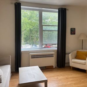 À LOUER : Appartement 3 1/2 Meublé - Photo 2