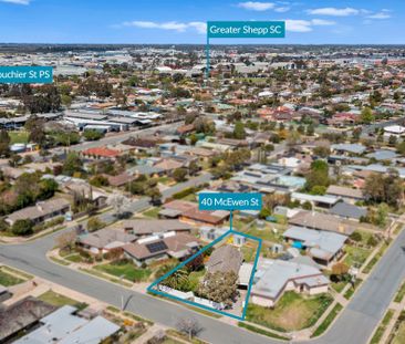 4 BEDROOM HOME NEXT TO GV HEALTH! - Photo 1