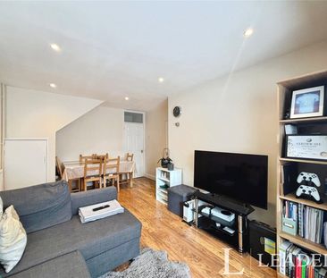 2 bedroom property to rent The Hides, Harlow, CM20 - Photo 2