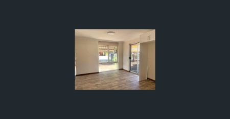 Spacious Home with Study - Photo 3