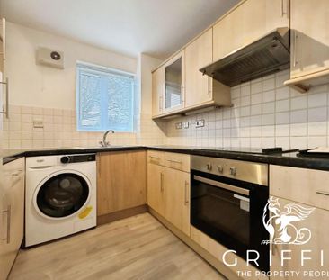 Chestnut Road, Vange, Basildon, SS16 - Photo 5