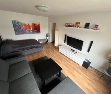 Rönnbärsvägen, Kungsängen - Photo 1