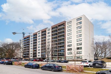 For Lease - 240 Markland Drive Unit# 707, Toronto, Ontario - Photo 2