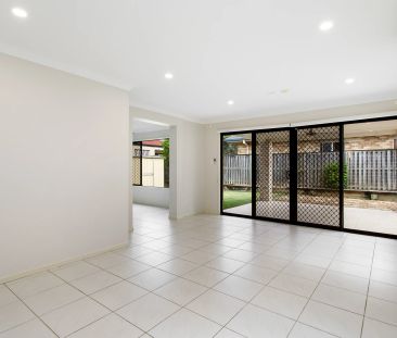 Large Home in a private street in North Lakes - Photo 4
