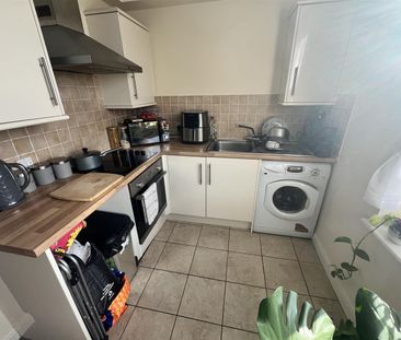 Mitford Road, Leeds, LS12 1NF - Photo 3