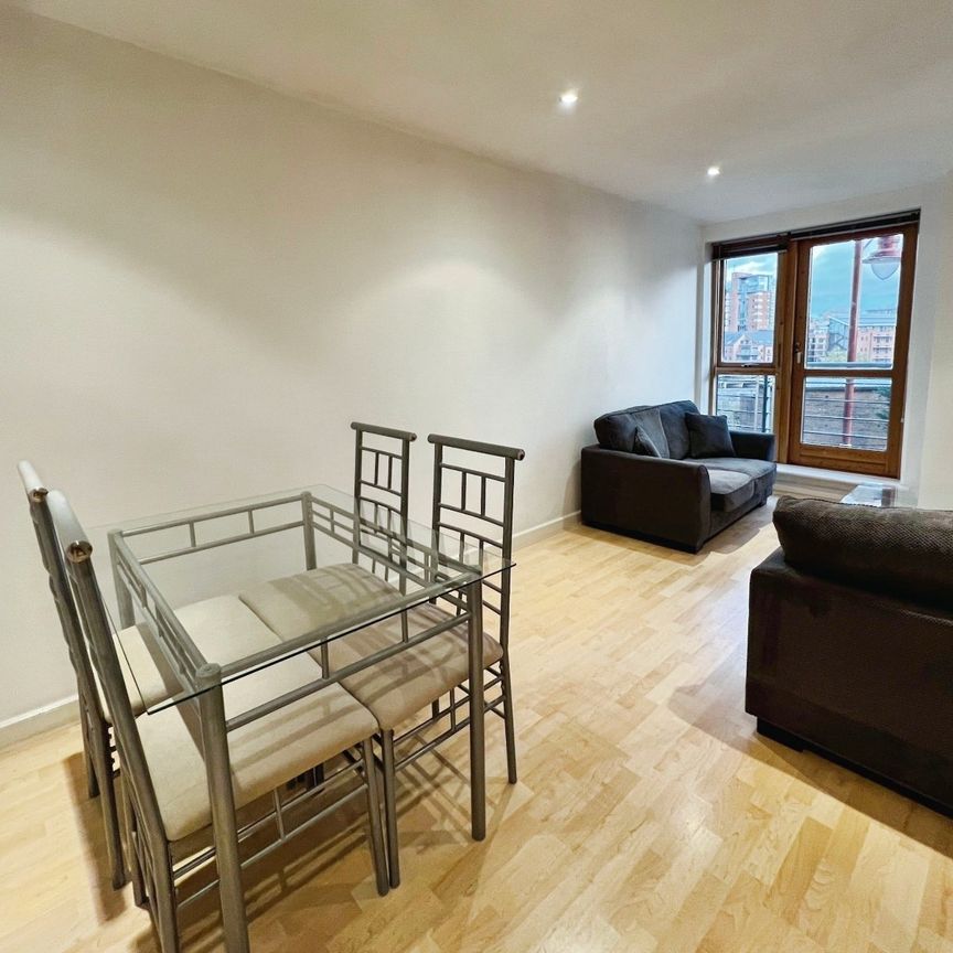 2 bedroom apartment to rent - Photo 1