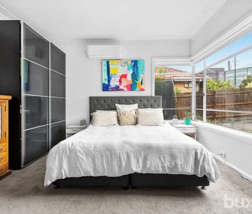 Neat & Tidy 4 Bedroom Home With Garden and Basketball Court! - Photo 3