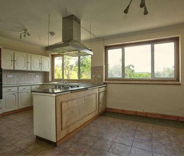 New Barn Lane, Cheltenham, Gloucestershire, GL52 - Photo 5