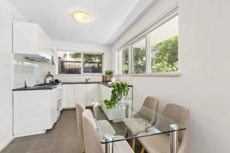 Unit 1/87 Studley Park Road, Kew. - Photo 4