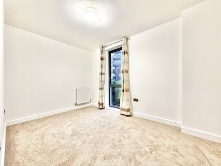 2 Joslin Avenue, London, NW9 - Photo 4