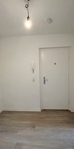 Moderne 3,5-Zimmer Erdgeschosswohnung - Foto 4